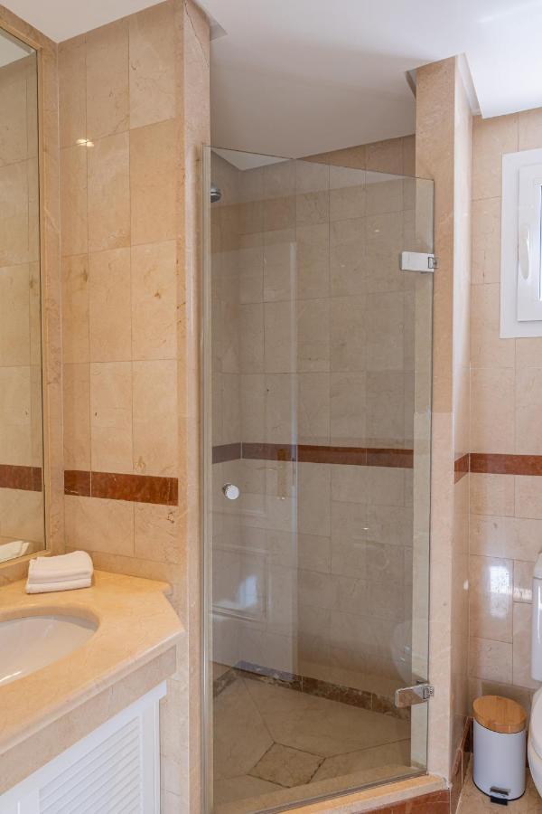 Apartament Luxurious Penthouse In Ventura Del Mar Puerto Banus Marbella Zewnętrze zdjęcie