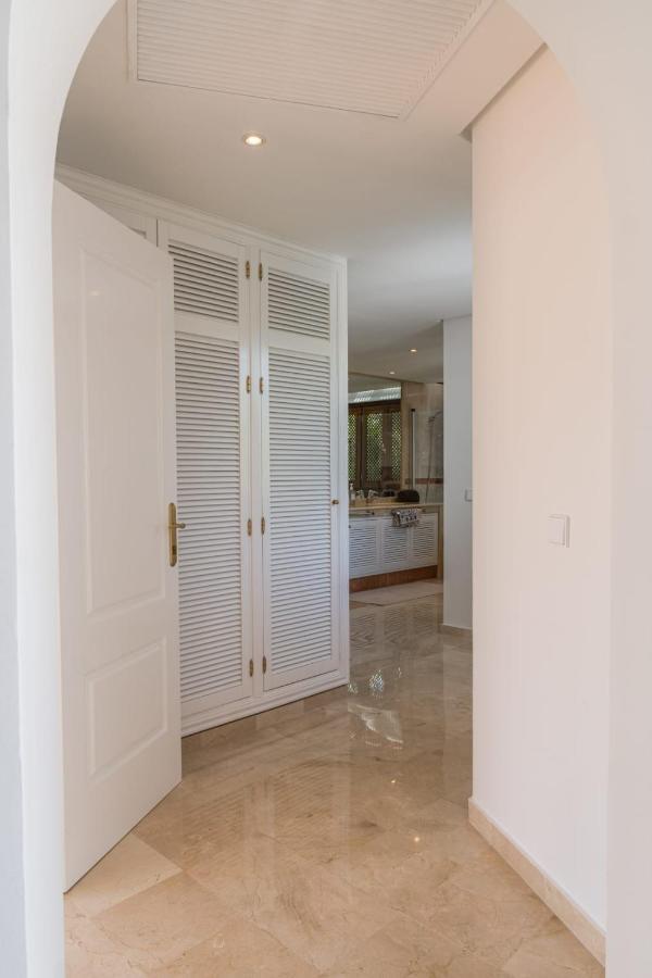 Apartament Luxurious Penthouse In Ventura Del Mar Puerto Banus Marbella Zewnętrze zdjęcie